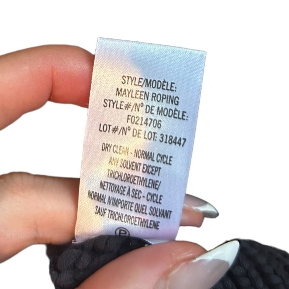 Theory Mayleen Open Stitch Mock Neck Sweater Vest Size Small Black - Picture 10 of 12